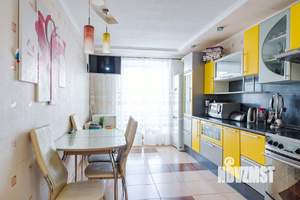 4-к квартира, вторичка, 135м2, 2/5 этаж